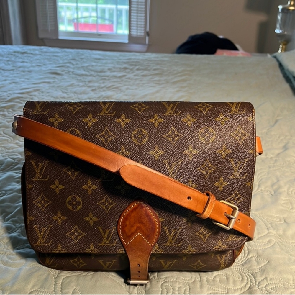 - Authentic Louis Vuitton Cartouchiere Vintage shoulder crossbody, NEW Strap
